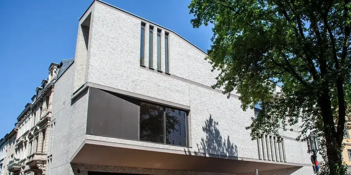 Außenfassade Haus der Bildung