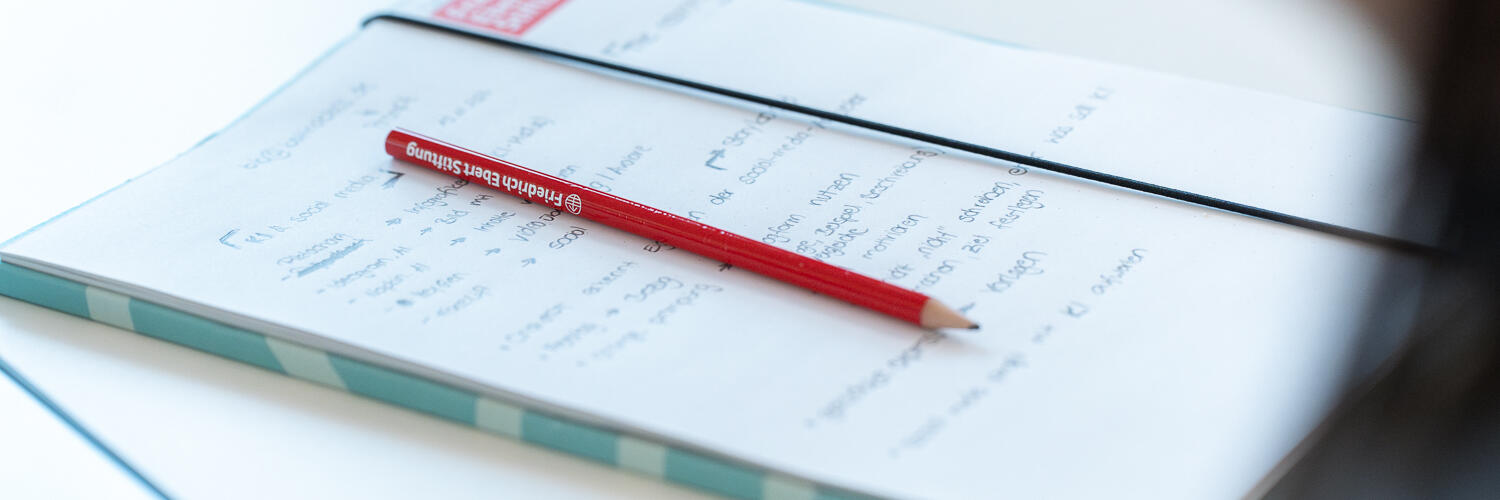 A photograph of a notepad of the Friedrich-Ebert-Stiftung