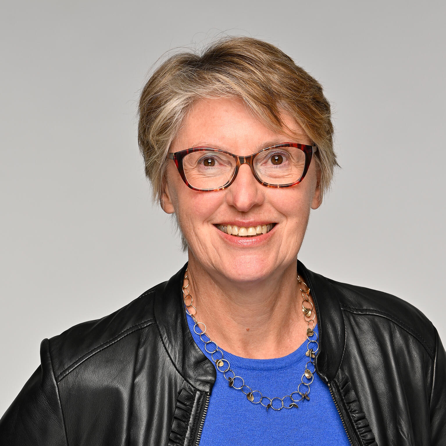 Gabriele Holzner